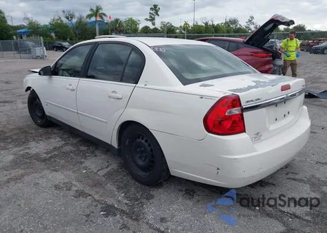 2007 Chevrolet Malibu Ls z USA, uszkodzony, nr VIN 1G1ZS58N37F106697